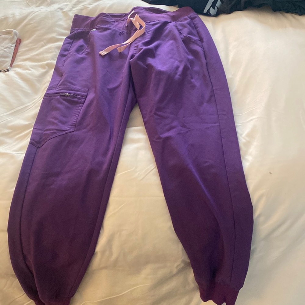 Purple Figs Zamora jogger